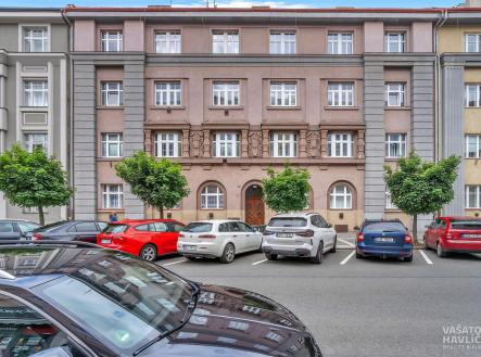 Pronájem bytu, 3+1, 100 m²