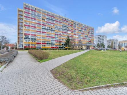 Pronájem bytu, 1+kk, 35 m²