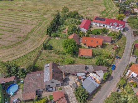 Stavební pozemek v původní zástavbě s přírodou na dosah