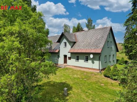Prodej - dům/vila, 271 m²