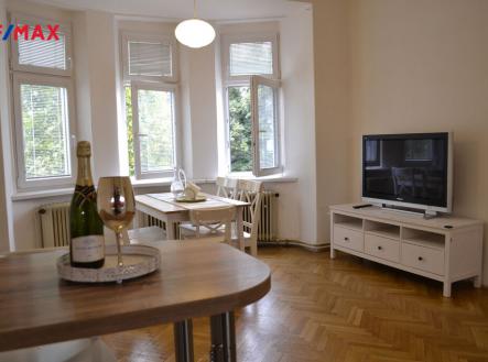 Pronájem bytu, 3+kk, 83 m²