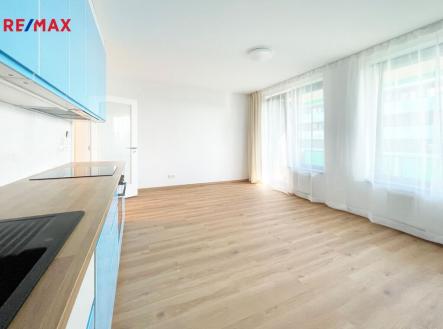 Pronájem bytu, 1+kk, 32 m²