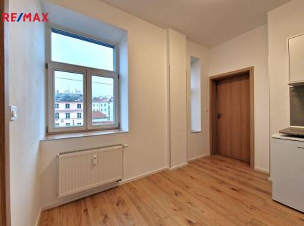 Pronájem bytu, 1+1, 34 m²