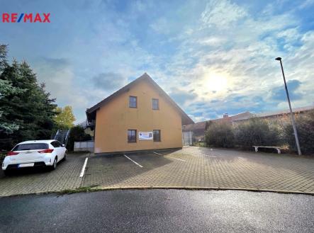 Pronájem obchodní prostor, 83 m²