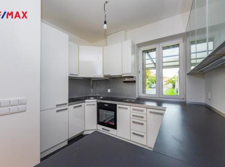 Pronájem domu/vily, 160 m²