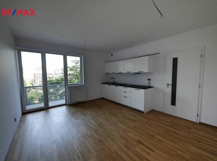 Pronájem bytu, 1+kk, 30 m²