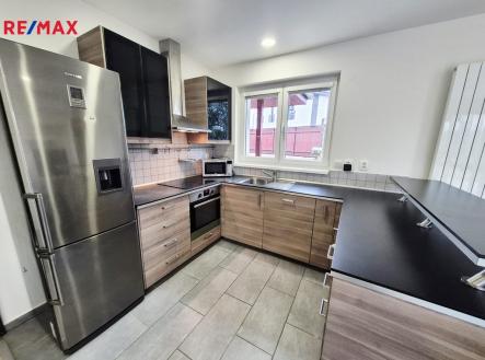 Pronájem domu/vily, 140 m²