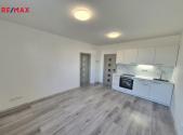 Pronájem bytu, 2+kk, 51 m²