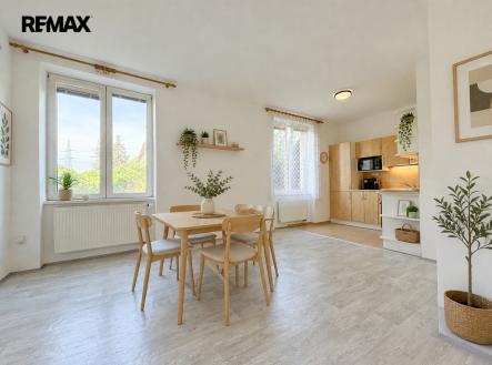 Pronájem bytu, 3+kk, 76 m² obrázek