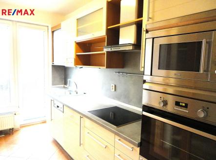 Pronájem bytu, 2+1, 61 m²