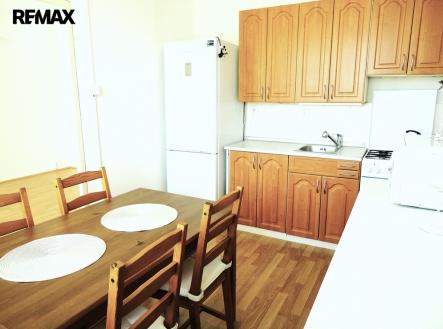 Pronájem bytu, 3+1, 56 m²