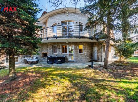 Prodej kanceláře, 433 m²