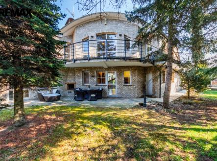 Prodej kanceláře, 433 m²