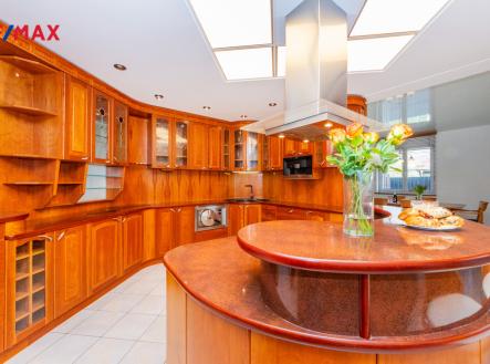 Prodej domu/vily, 433 m²