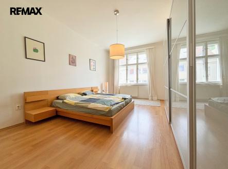 Pronájem bytu, 2+kk, 60 m²