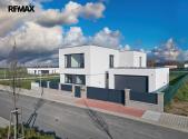 Prodej domu/vily, 298 m²