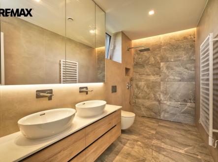 Prodej domu/vily, 298 m²