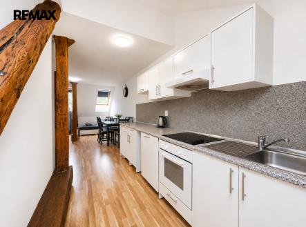 Pronájem bytu, 1+1, 53 m²