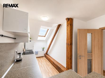 Pronájem bytu, 1+1, 53 m²