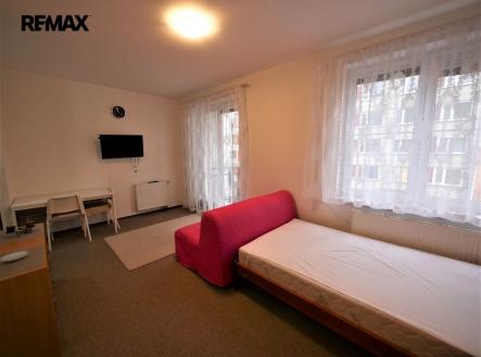 Pronájem bytu, 1+kk, 26 m²