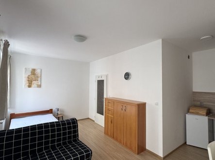 Pronájem bytu, 1+kk, 26 m²