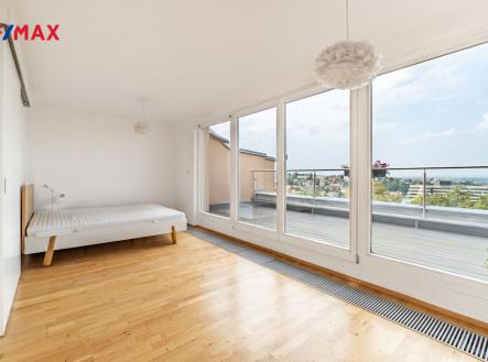 Pronájem bytu, 4+kk, 120 m²