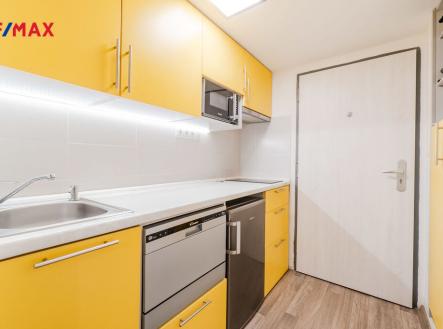 Pronájem bytu, 1+kk, 22 m²