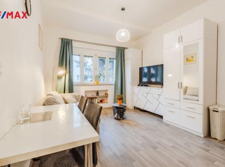 Pronájem bytu, 1+kk, 22 m²