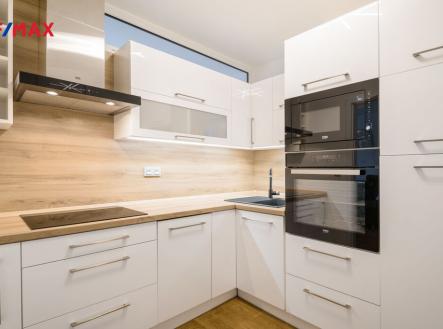 Pronájem bytu, 2+kk, 44 m²