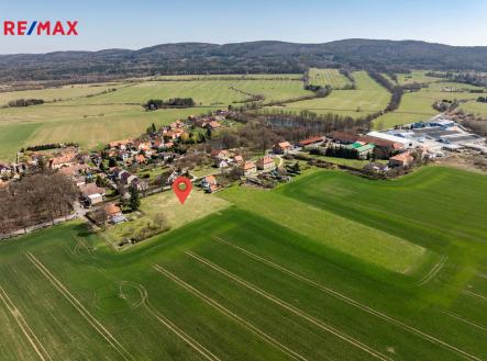 Prodej pozemku pro bydlení, 18 142 m²