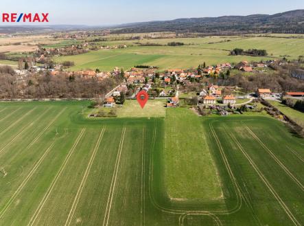 Prodej pozemku pro bydlení, 18 142 m²