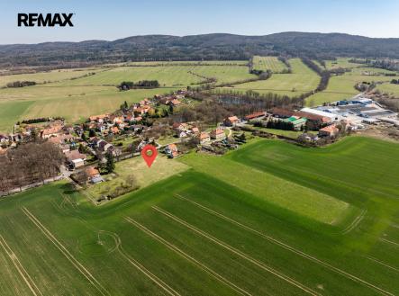 Prodej pozemku pro bydlení, 18 142 m²