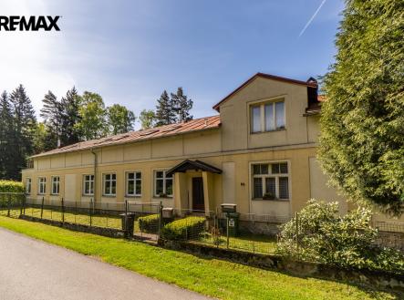 Prodej hotel, 421 m²