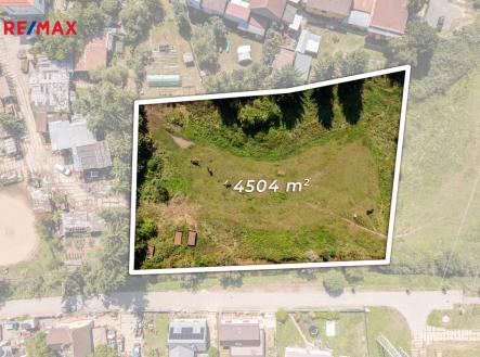 Prodej pozemku pro bydlení, 4 504 m²