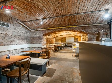 Pronájem restaurace, 254 m²