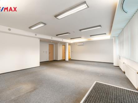 Pronájem kanceláře, 103 m²