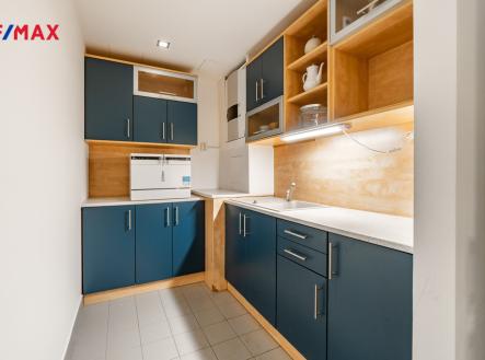 Pronájem kanceláře, 103 m²