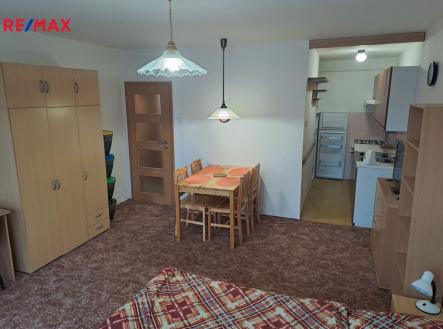 Pronájem bytu, 1+kk, 30 m²