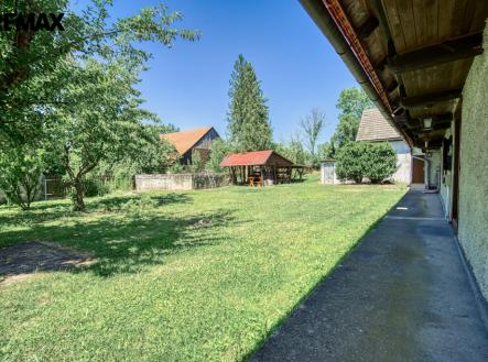 Prodej pozemku pro bydlení, 1 031 m²