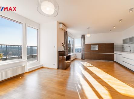Pronájem bytu, 4+kk, 211 m²