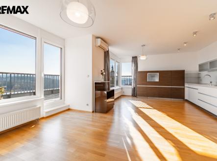 Pronájem bytu, 4+kk, 211 m²