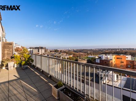Pronájem bytu, 4+kk, 211 m²