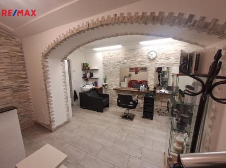 Pronájem obchodní prostor, 52 m²