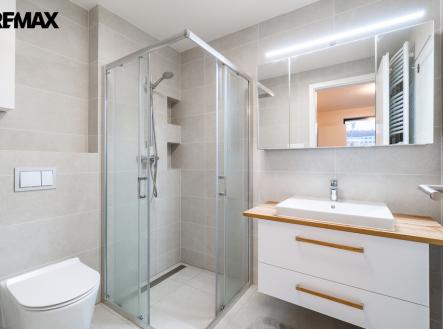 Pronájem bytu, 2+kk, 75 m²