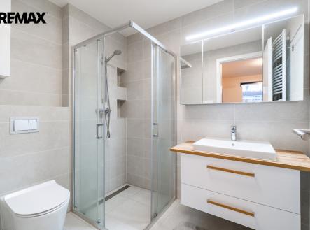 Pronájem bytu, 2+kk, 75 m²