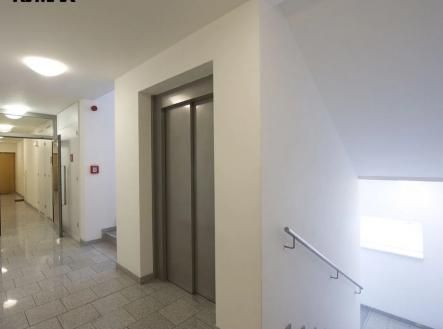 Pronájem bytu, 3+kk, 115 m²