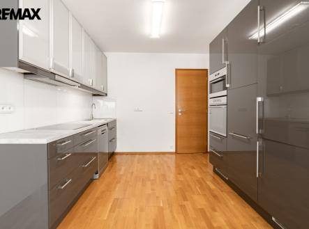 Pronájem bytu, 3+kk, 115 m²