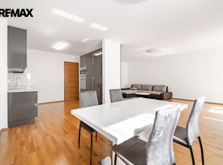 Pronájem bytu, 3+kk, 115 m²