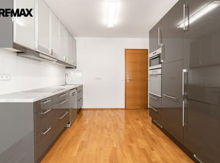 Pronájem bytu, 3+kk, 115 m²