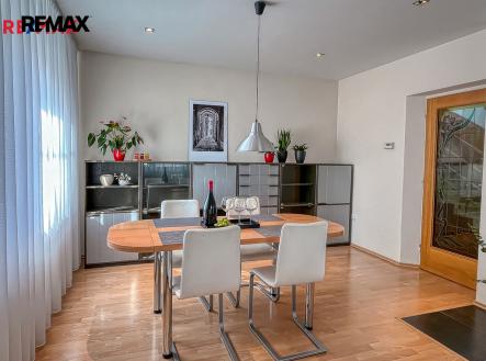 Prodej domu/vily, 320 m²